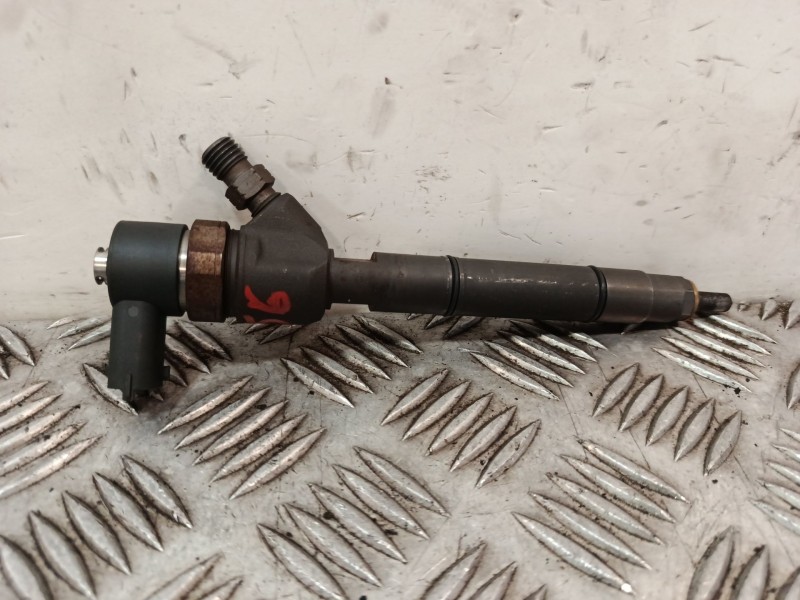 Recambio de inyector para kia rio ii (jb) 1.5 crdi referencia OEM IAM 0445110256 338002A400 