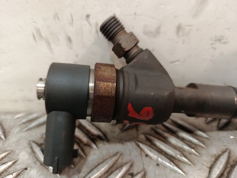 Recambio de inyector para kia rio ii (jb) 1.5 crdi referencia OEM IAM 0445110256 338002A400 