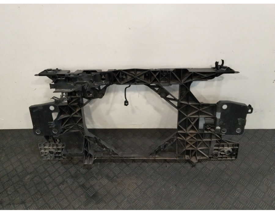 Recambio de panel frontal para renault megane iii hatchback (bz0/1_, b3_) 1.5 dci referencia OEM IAM 752100004R  