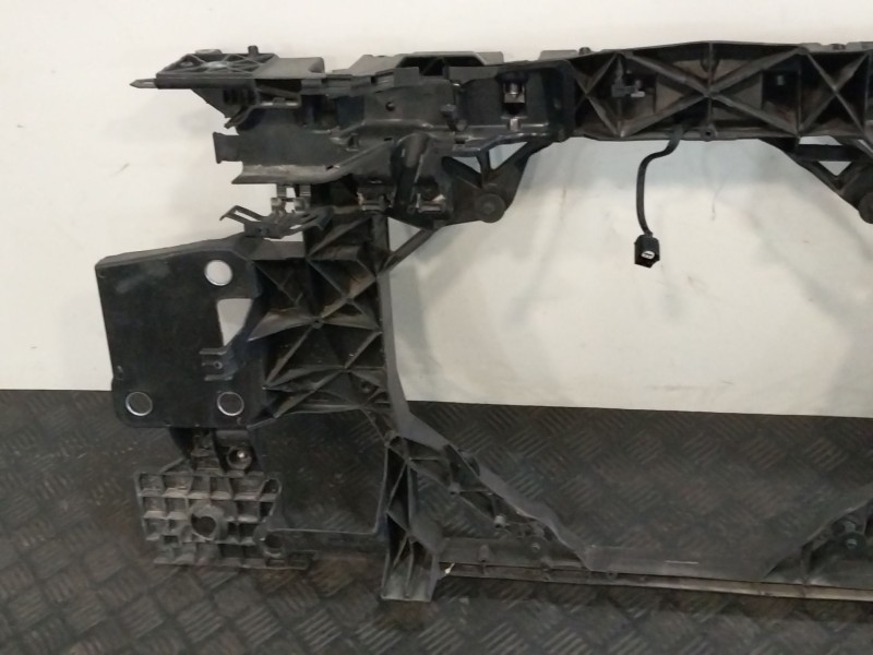 Recambio de panel frontal para renault megane iii hatchback (bz0/1_, b3_) 1.5 dci referencia OEM IAM 752100004R  