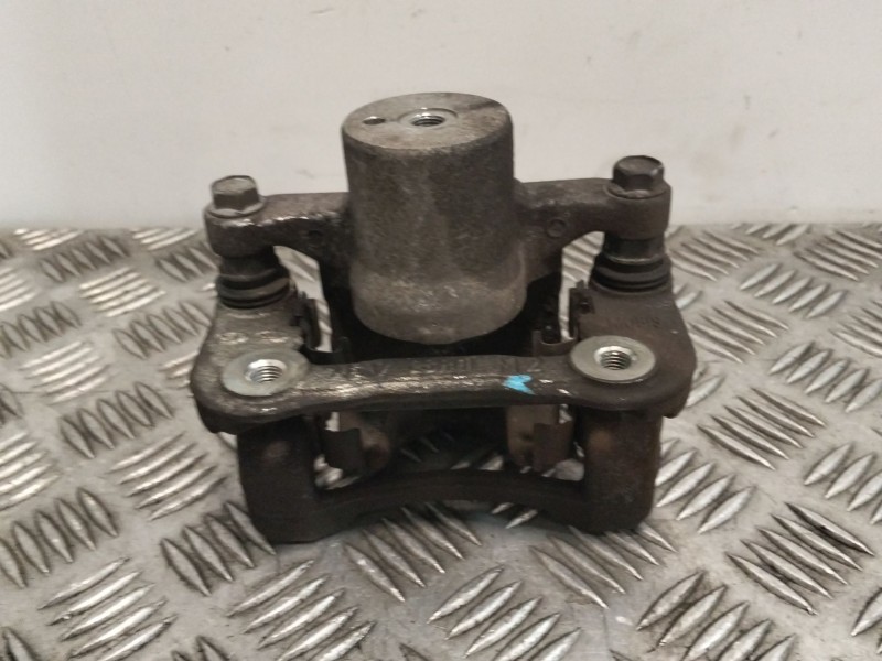 Recambio de pinza freno delantera derecha para hyundai ix35 1.7 crdi cat referencia OEM IAM   