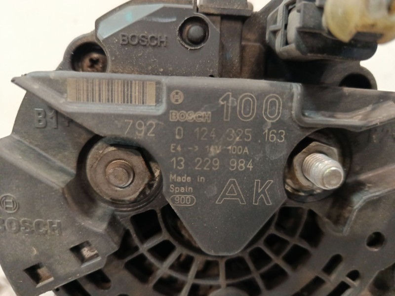 Recambio de alternador para opel meriva a monospace (x03) 1.6 (e75) referencia OEM IAM 0124325163 13229984 