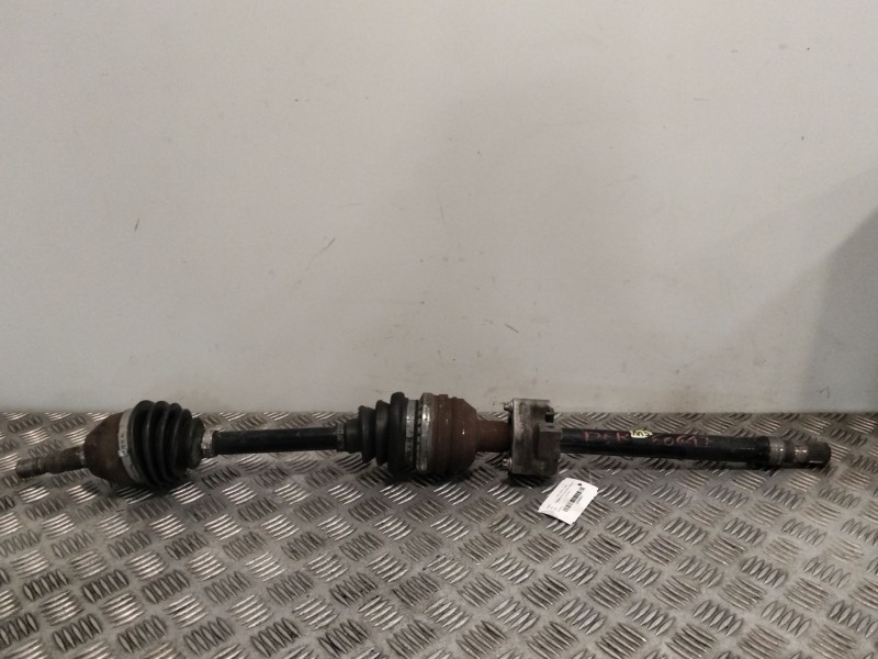Recambio de transmision delantera derecha para opel astra h (a04) 1.7 cdti (l48) referencia OEM IAM 13101631  