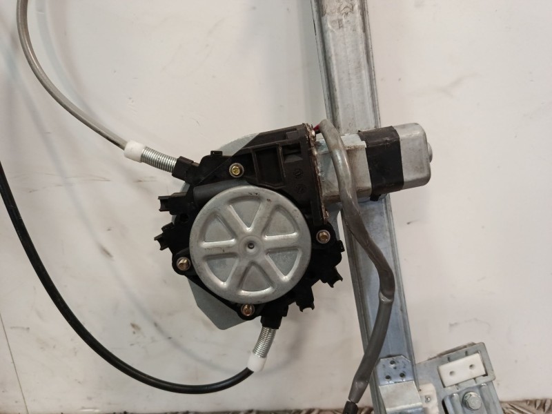 Recambio de elevalunas delantero derecho para seat ibiza ii (6k1) 1.6 i referencia OEM IAM 111679  