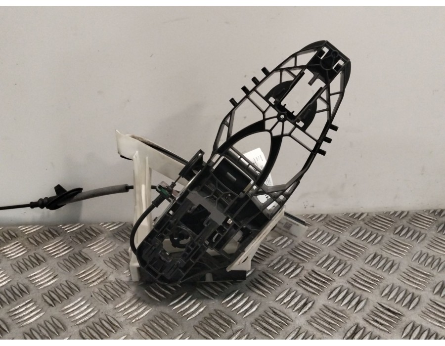 Recambio de cerradura puerta trasera derecha para ford puma (j2k, cf7) 1.0 ecoboost referencia OEM IAM 4730418903  
