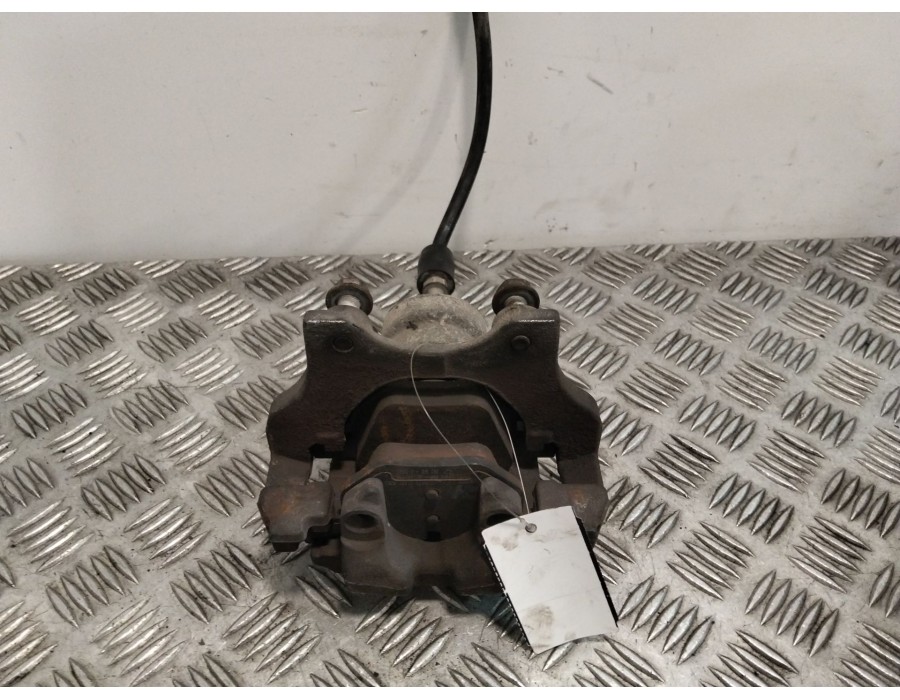 Recambio de pinza freno trasera izquierda para bmw serie 3 cabrio (e93) 3.0 turbodiesel cat referencia OEM IAM   