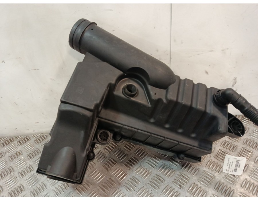 Recambio de carcasa filtro aire para seat altea xl (5p5, 5p8) 1.6 tdi referencia OEM IAM ZSB4615135987 4615185985 