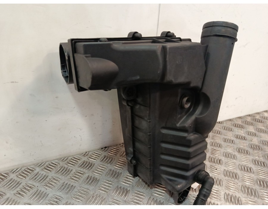 Recambio de carcasa filtro aire para seat altea xl (5p5, 5p8) 1.6 tdi referencia OEM IAM ZSB4615135987 4615185985 