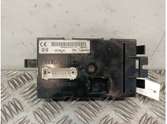 Recambio de caja reles / fusibles para renault trafic ii furgoneta (fl) 1.9 dci 100 (fl0c) referencia OEM IAM 8200374949  