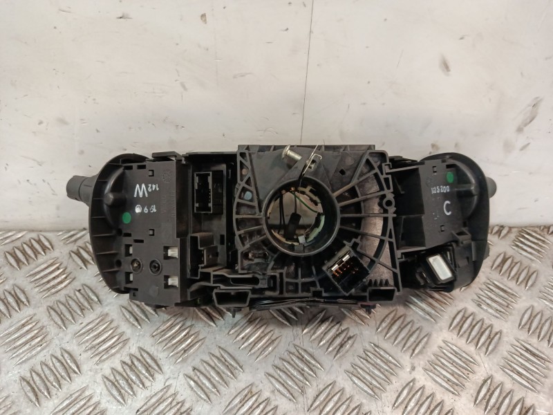 Recambio de mando multifuncion para renault grand scénic ii (jm0/1_) 1.5 dci (jm1e) referencia OEM IAM 8200127728  