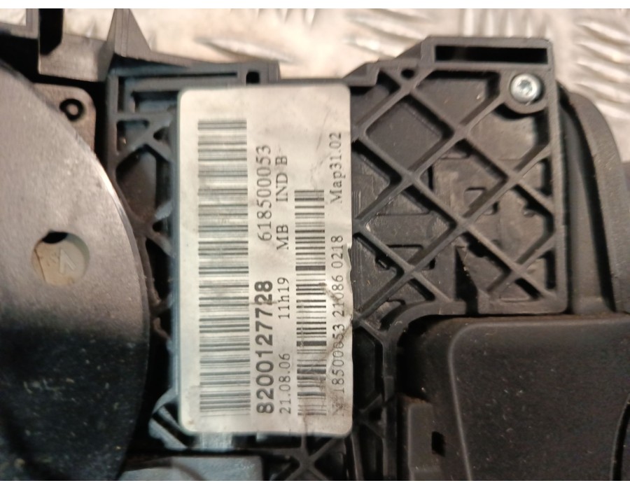 Recambio de mando multifuncion para renault grand scénic ii (jm0/1_) 1.5 dci (jm1e) referencia OEM IAM 8200127728  