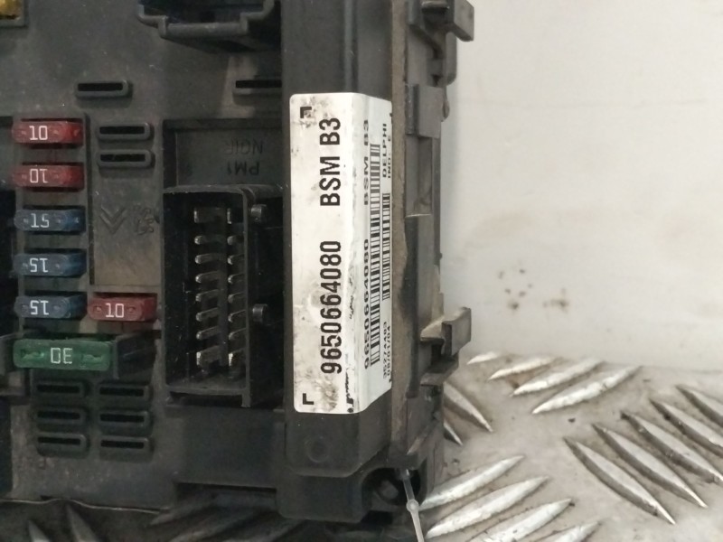 Recambio de caja reles / fusibles para peugeot 307 (3a/c) 1.6 16v referencia OEM IAM 9650664080  
