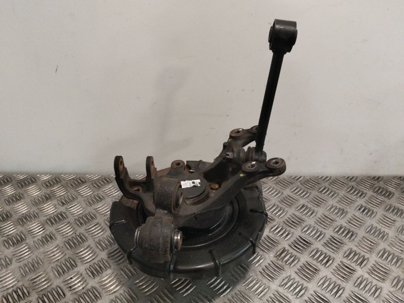 Recambio de mangueta trasera izquierda para hyundai ix35 1.7 crdi cat referencia OEM IAM 527102Y800  