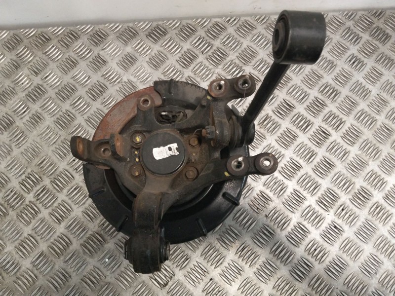 Recambio de mangueta trasera izquierda para hyundai ix35 1.7 crdi cat referencia OEM IAM 527102Y800  