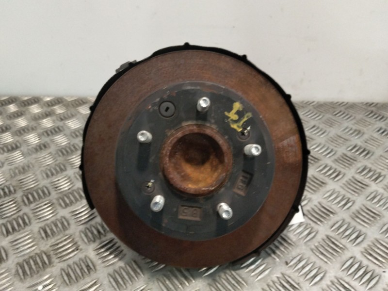 Recambio de mangueta trasera izquierda para hyundai ix35 1.7 crdi cat referencia OEM IAM 527102Y800  