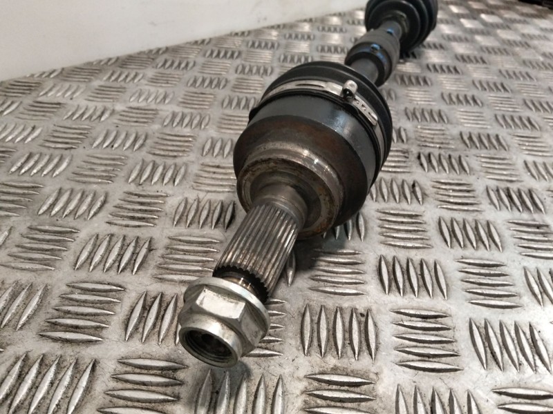 Recambio de transmision delantera izquierda para mazda 3 sedán (bl) 1.6 mzr (bl12) referencia OEM IAM FG3125600  