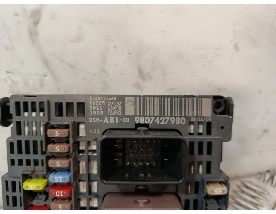 Recambio de caja reles / fusibles para citroën c4 ii (nc_) 1.6 hdi 115 referencia OEM IAM 9807428080  