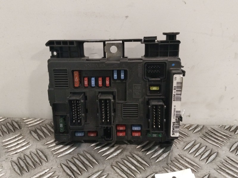 Recambio de caja reles / fusibles para citroën xsara picasso (n68) 2.0 hdi referencia OEM IAM 9650618480  