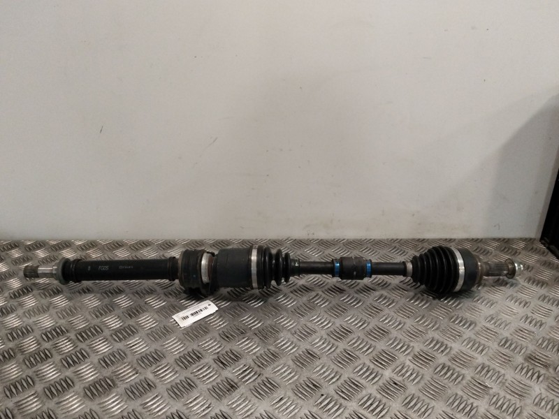 Recambio de transmision delantera derecha para mazda 3 sedán (bl) 1.6 mzr (bl12) referencia OEM IAM FG0525500D  