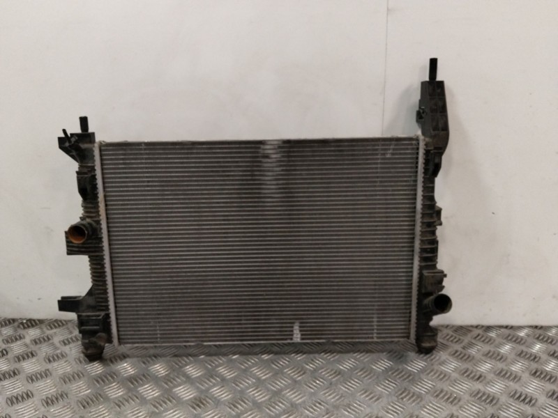 Recambio de radiador agua para ford focus iii 1.0 ecoboost referencia OEM IAM CV618005VC  