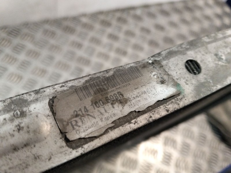Recambio de radiador agua para dacia logan referencia OEM IAM 214100589R  