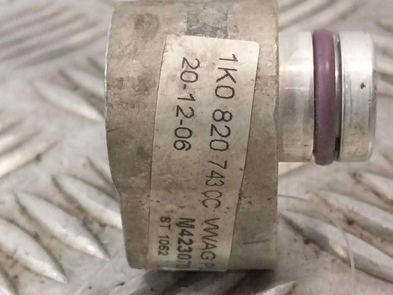 Recambio de tubos aire acondicionado para volkswagen golf v (1k1) 1.9 tdi referencia OEM IAM 1K0820743  