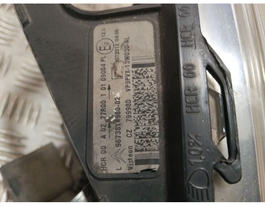 Recambio de faro izquierdo para citroën c3 ii (sc_) 1.4 hdi 70 (sc8hzc, sc8hr0, sc8hp4) referencia OEM IAM 1606930180  