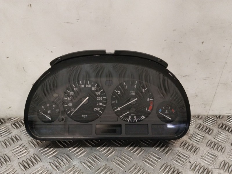 Recambio de cable cuadro instrumentos para bmw serie 5 berlina (e39) 523i referencia OEM IAM 62118375900  