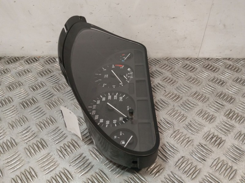 Recambio de cable cuadro instrumentos para bmw serie 5 berlina (e39) 523i referencia OEM IAM 62118375900  