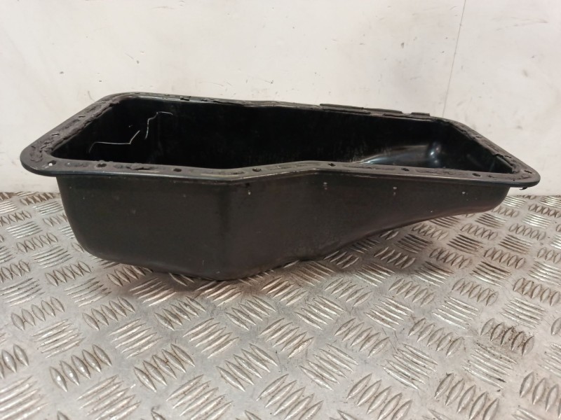 Recambio de carter para hyundai h350 furgoneta 2.5 crdi referencia OEM IAM 215104A600  