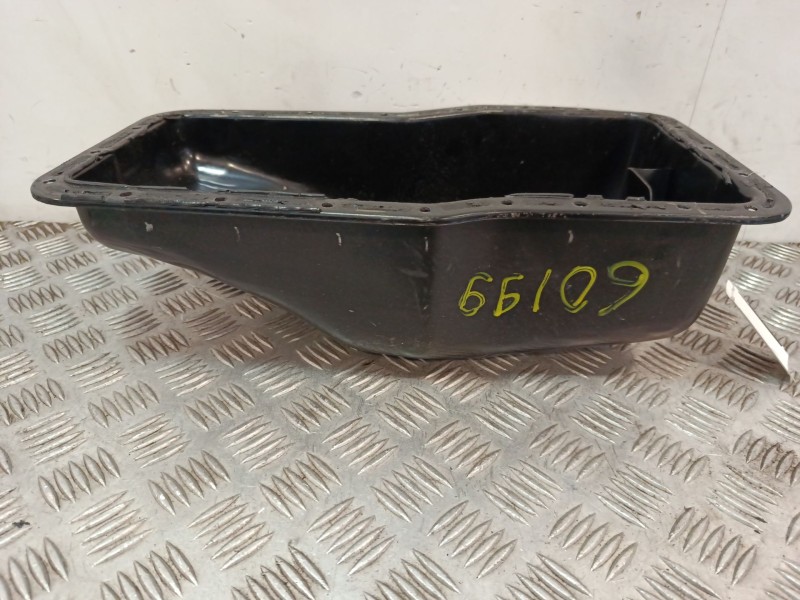 Recambio de carter para hyundai h350 furgoneta 2.5 crdi referencia OEM IAM 215104A600  