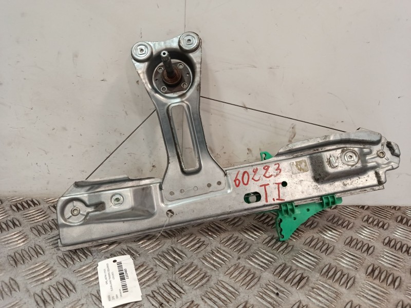 Recambio de elevalunas trasero izquierdo para opel astra j (p10) 1.7 cdti (68) referencia OEM IAM 13313571  