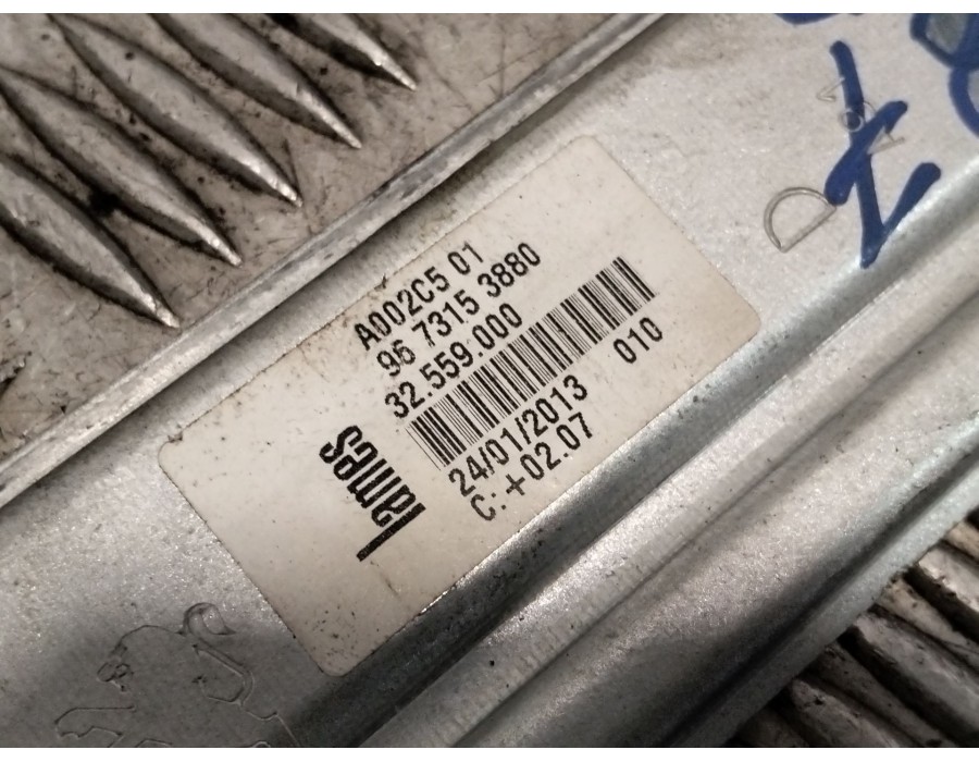 Recambio de elevalunas trasero derecho para peugeot 208 i (ca_, cc_) 1.2 vti 82 referencia OEM IAM 9673153880  