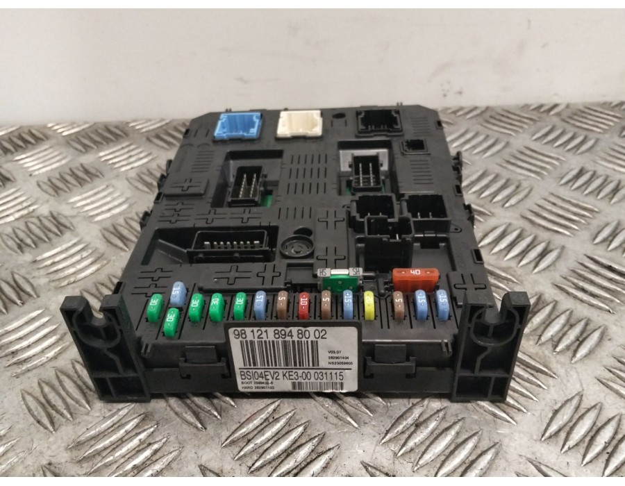 Recambio de caja reles / fusibles para citroën berlingo multispace (b9) 1.6 bluehdi 120 referencia OEM IAM 9807028780  