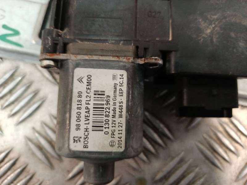 Recambio de elevalunas trasero izquierdo para peugeot 208 i (ca_, cc_) 1.2 vti 82 referencia OEM IAM 9673153980  