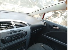 Recambio de airbag delantero derecho para seat leon (1p1) 1.6 tdi referencia OEM IAM 1P0880204D  