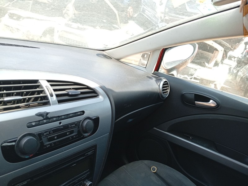 Recambio de airbag delantero derecho para seat leon (1p1) 1.6 tdi referencia OEM IAM 1P0880204D  