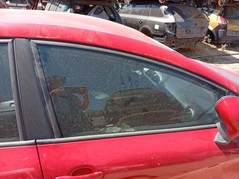 Recambio de luna delantera derecha para seat leon (1p1) 1.6 tdi referencia OEM IAM 1P0845202B  