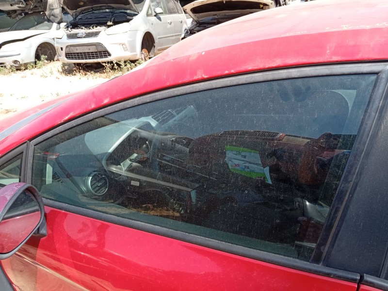 Recambio de luna delantera izquierda para seat leon (1p1) 1.6 tdi referencia OEM IAM 1P0845201B  