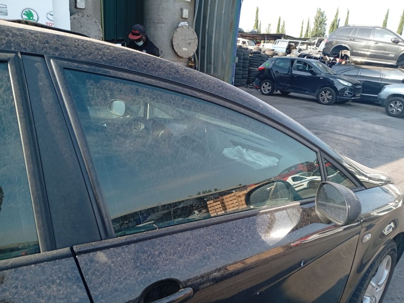 Recambio de luna delantera derecha para seat leon (1p1) 1.9 tdi referencia OEM IAM 1P0845202B  