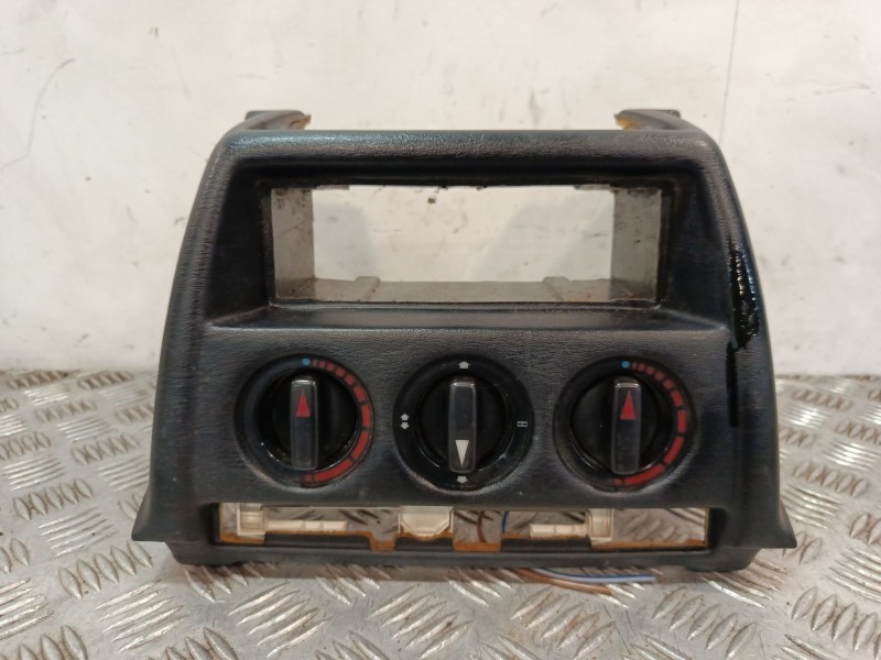 Recambio de mando climatizador para mercedes-benz 190 (w201) e 2.0 (201.024) referencia OEM IAM 2016830175  