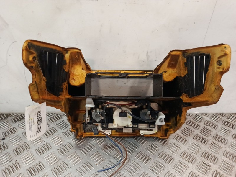 Recambio de mando climatizador para mercedes-benz 190 (w201) e 2.0 (201.024) referencia OEM IAM 2016830175  