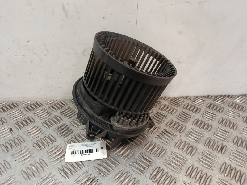 Recambio de ventilador calefaccion para ford mondeo iii (b5y) 2.0 tdci referencia OEM IAM 1736007601  