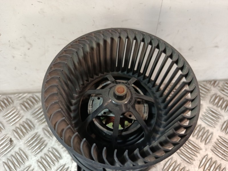 Recambio de ventilador calefaccion para ford mondeo iii (b5y) 2.0 tdci referencia OEM IAM 1736007601  