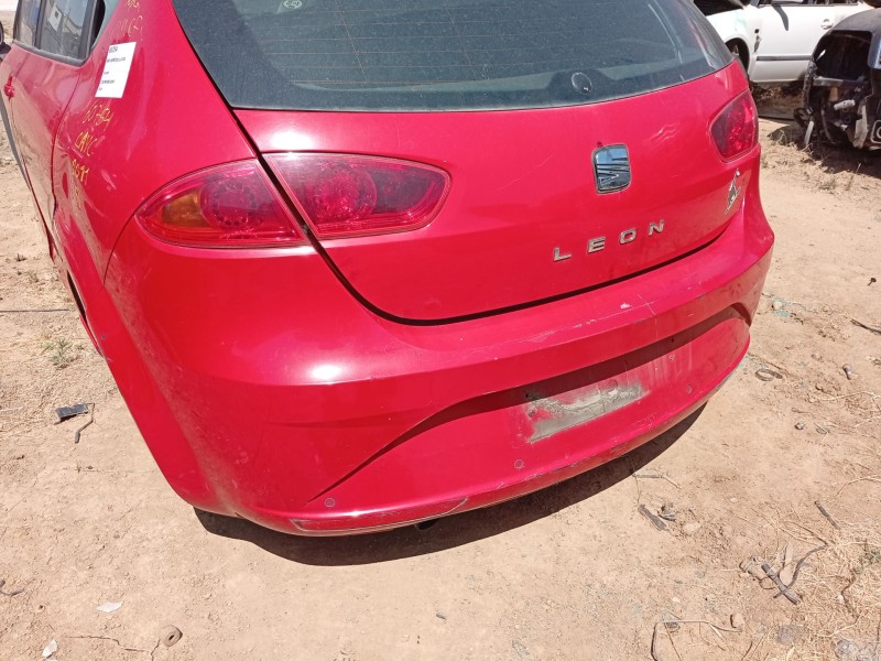 Recambio de paragolpes trasero para seat leon (1p1) 1.6 tdi referencia OEM IAM 1P0807421AGRU  