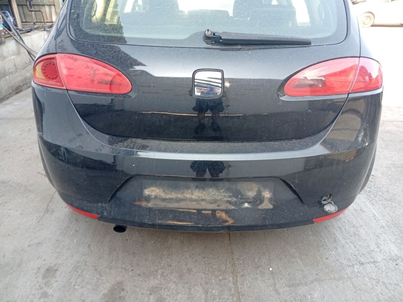 Recambio de paragolpes trasero para seat leon (1p1) 1.9 tdi referencia OEM IAM 1P0807421GRU  