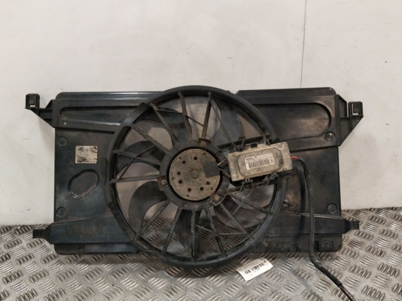 Recambio de electroventilador para ford focus c-max (dm2) 2.0 tdci referencia OEM IAM 3M5H8C607UB  