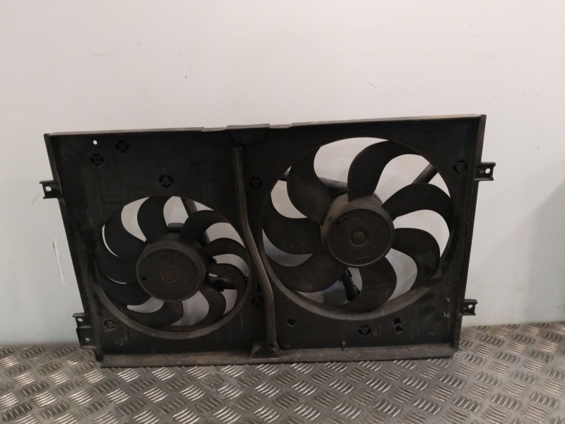 Recambio de electroventilador para audi tt (8n3/8n9) 1.8 20v turbo referencia OEM IAM 1J0121205B  