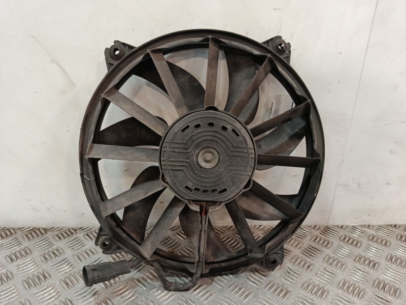 Recambio de electroventilador para peugeot 307 (3a/c) 2.0 hdi 135 referencia OEM IAM 1049  