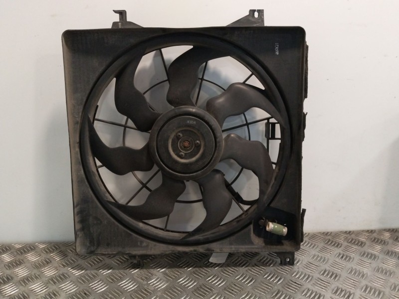 Recambio de electroventilador para kia carens iv 1.7 crdi referencia OEM IAM 25380A4500  
